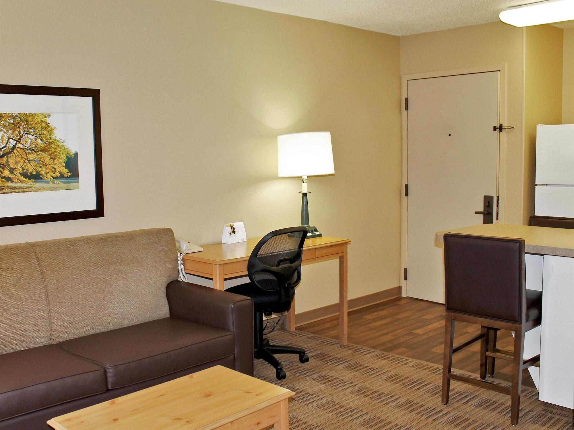 Extended Stay America Select Suites - Chicago - Naperville - East Esterno foto
