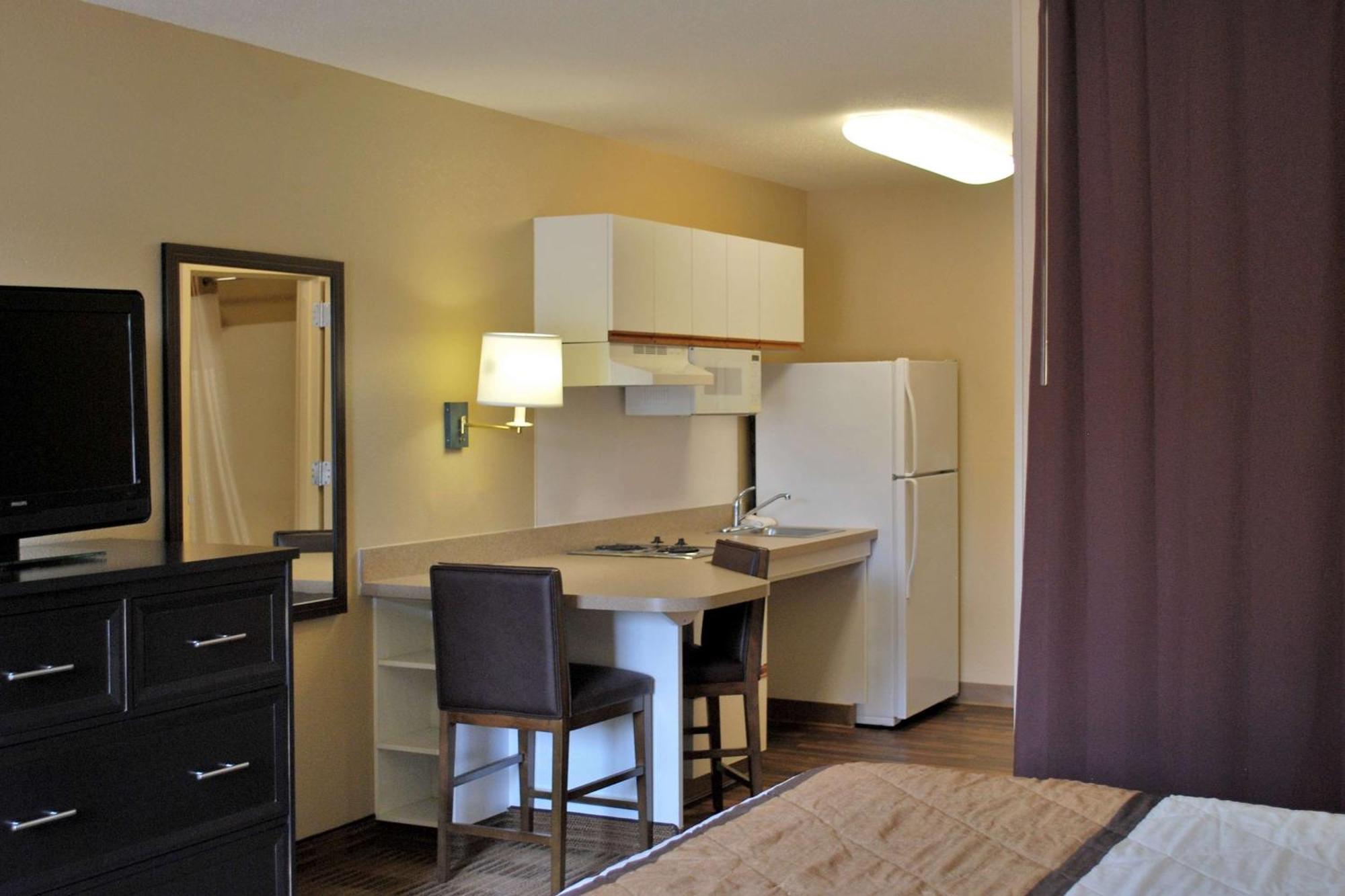 Extended Stay America Select Suites - Chicago - Naperville - East Esterno foto