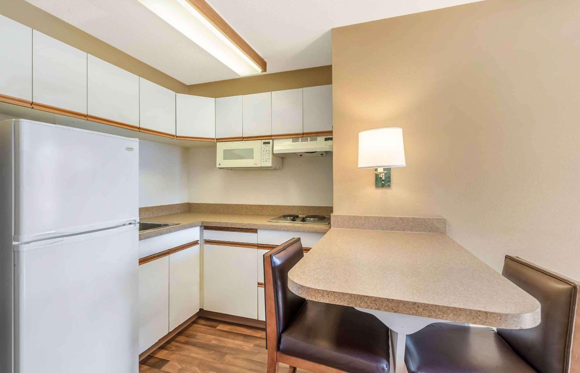 Extended Stay America Select Suites - Chicago - Naperville - East Esterno foto